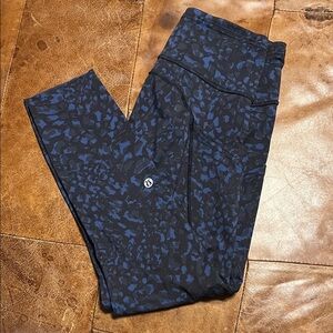 lululemon athletica fast and free Black and Navy Blue Patterned Leggings